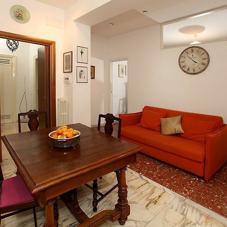 Anna A San Pietro Holiday House Roma Ngoại thất bức ảnh